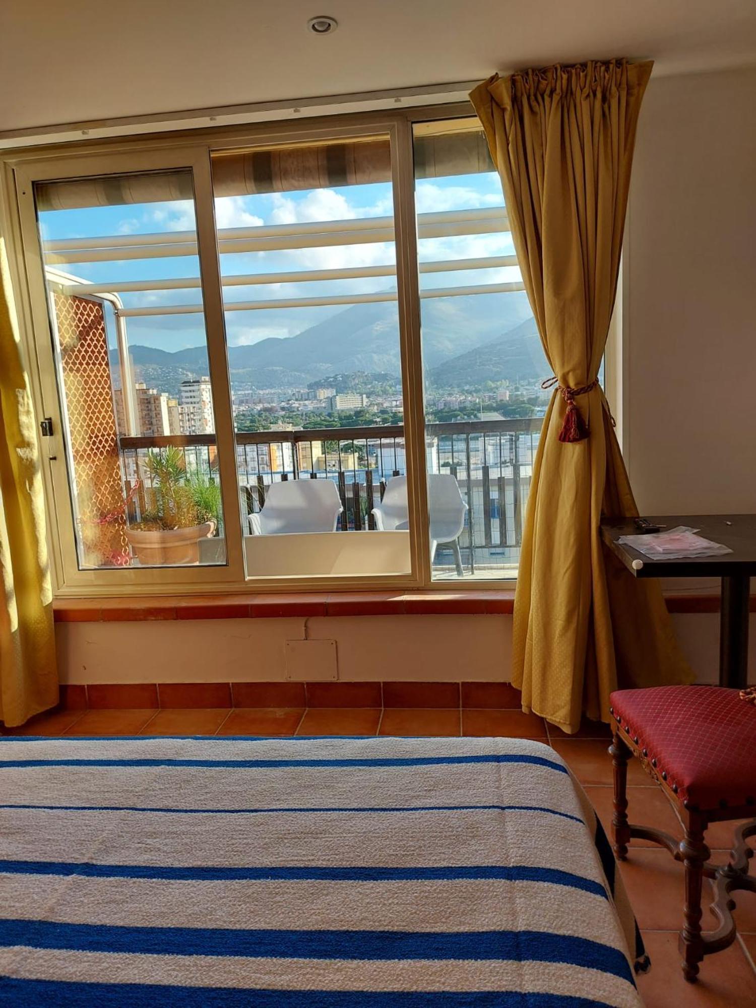 Il Mecenate Suite D'Autore Palermo Luaran gambar